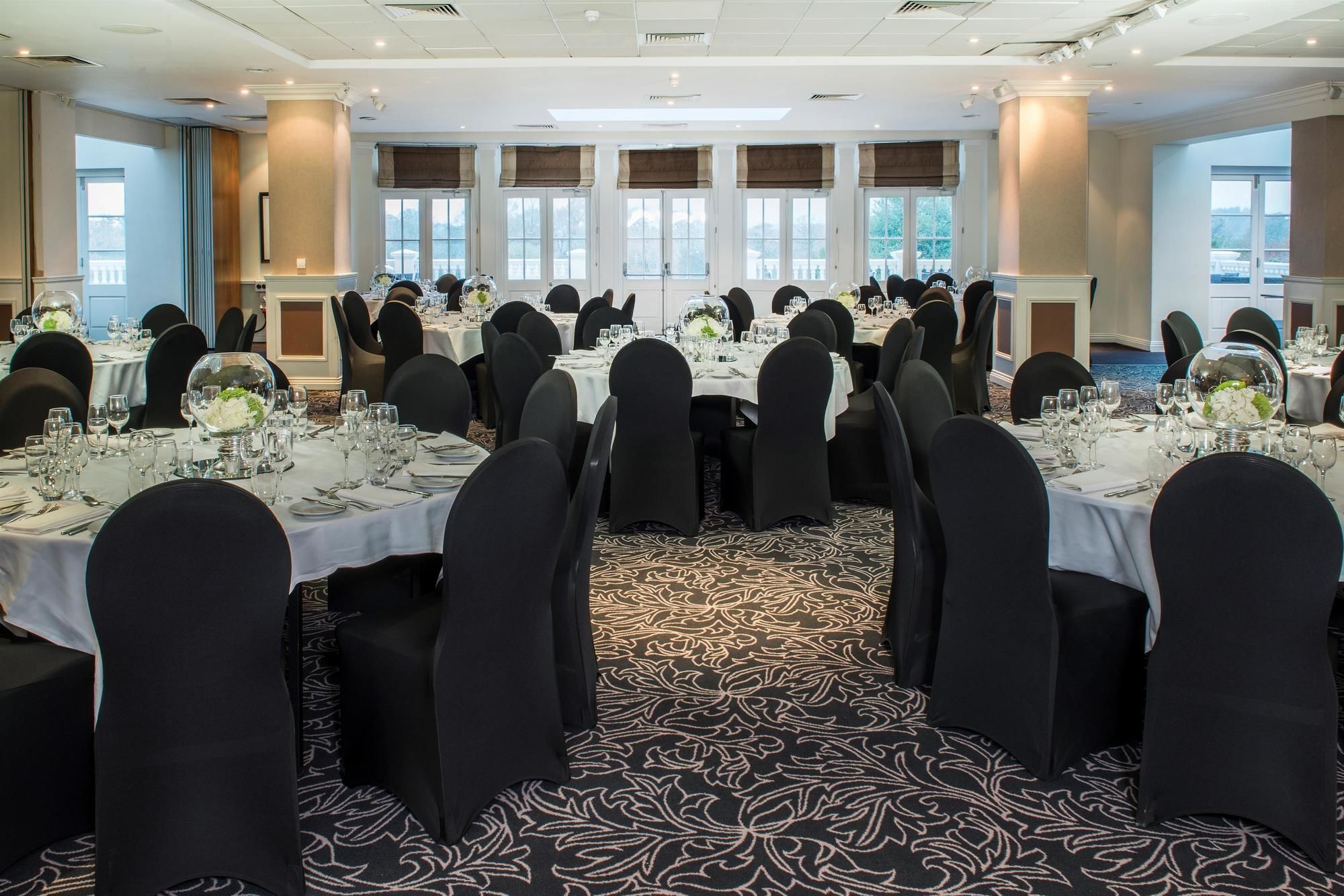 De Vere Wokefield Estate Рединг Екстериор снимка